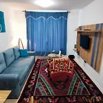 Snjezna Pahuljica - Free Garage