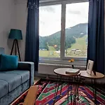 Snjezna Pahuljica - Free Garage * Bjelašnica