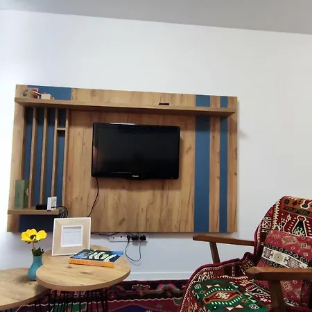 Snjezna Pahuljica - Free Garage * Bjelašnica